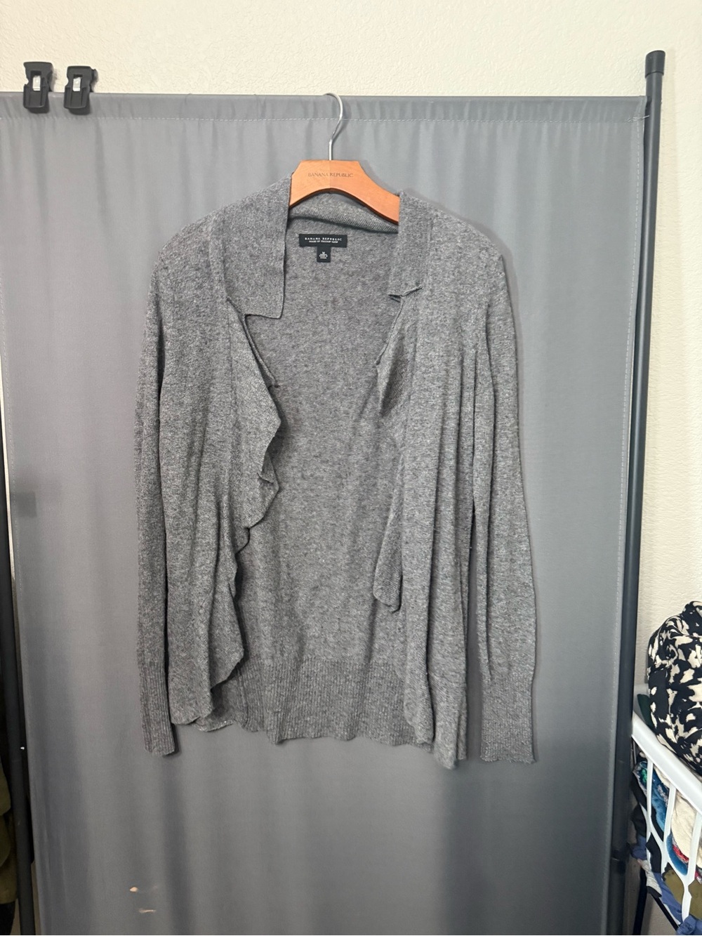 Banana Republic Gray Ruffle-Front Open Cardigan